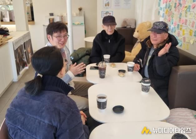 수원시 팔달구 지동 지역사회보장협의체, 관내 홀몸어르신들과 함께‘다 같이 어깨동무’사업 추진