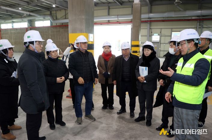 수원특례시의회 환경안전위원회, 생활폐기물 적환장 및 기후변화체험교육관 현장방문