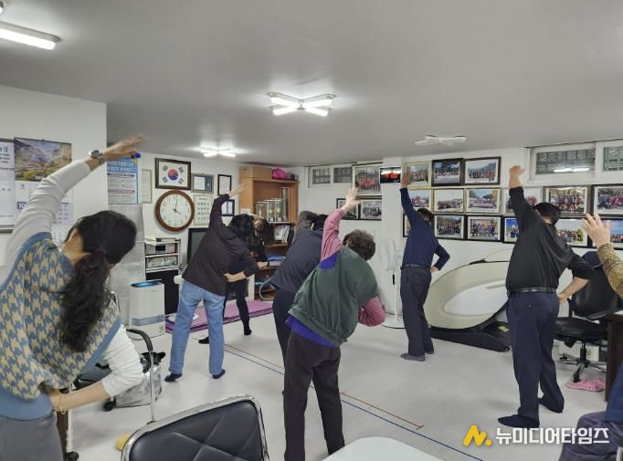 화성특례시가 온돌경로당 프로그램을 운영하고 있다