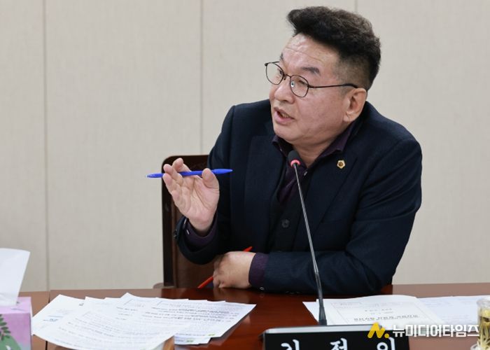 김정이 도의원 2월 2일 2026년도 보건복지국 소관 업무보고 청취