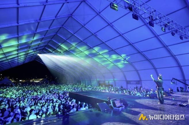 지난해 공연 사진