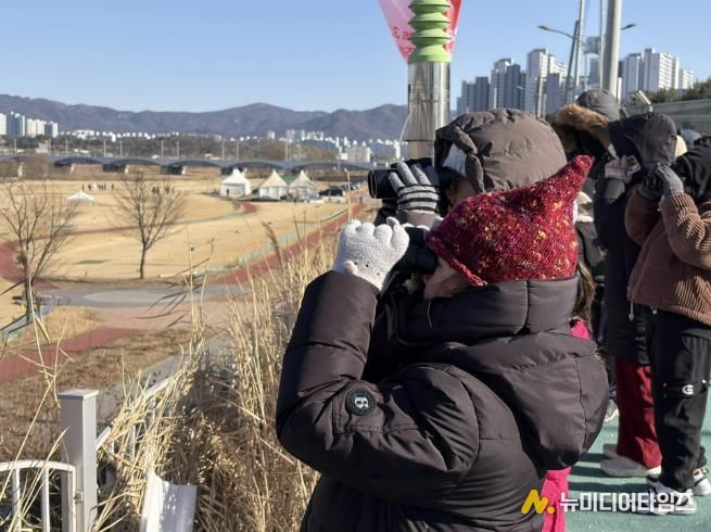 환경교육도시 청주, ‘미호강 철새탐조’ 운영 마무리