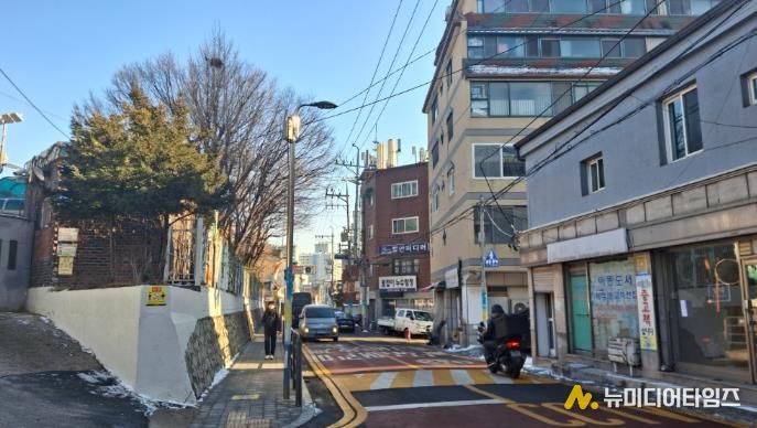 신창초등학교 통학로 구간 현장 사진