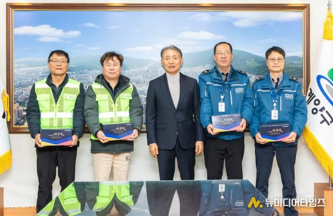 윤환 계양구청장, 설맞이 현장 근무자 격려