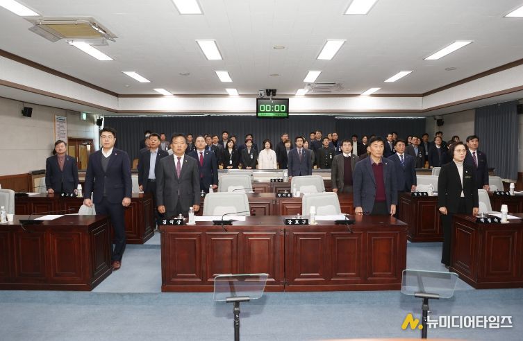 상주시의회, 제237회 임시회 개회