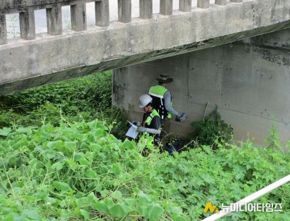 충주시, 세포교·황산교 긴급보수