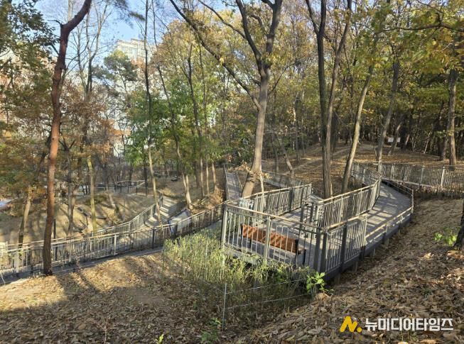 성화근린공원 무장애 준공사진