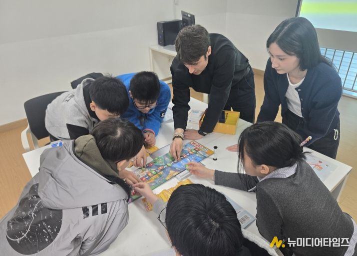 국제교육원, _원어민과 함께하는 영어교실_ 운영