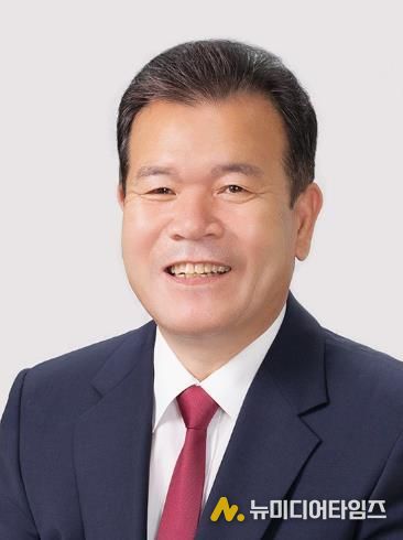 정쌍학 경상남도의원, “일본 독도 왜곡 교과서 검정 통과 강력 규탄” 결의안 발의