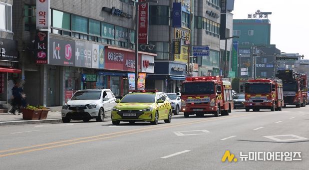 당신의 양보가 누군가의 생명입니다. 홍성소방서 `소방차 길 터주기` 훈련 실시