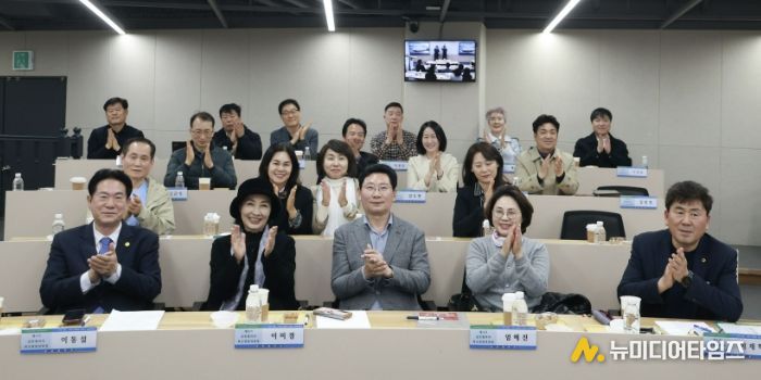 이상일 용인특례시장이 3월 31일 저녁 강남대학교 글로벌리더 최고경영자과정 수강생을 대상으로 특강을 진행했다.