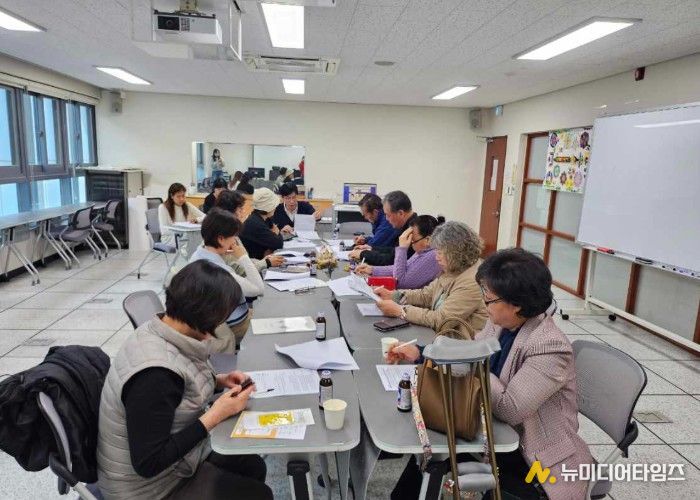 남양주시 화도읍, 지역사회보장협의체와 중장년 고독사 예방사업 ‘AI 복지쇼핑몰’추진