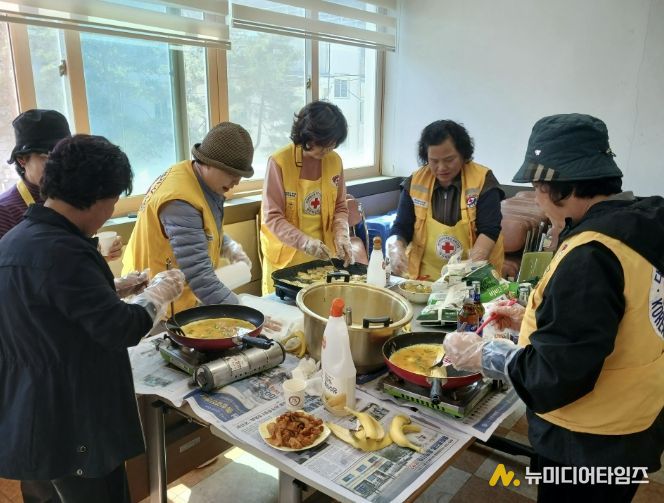 괴산군 청천면, 저소득 홀몸노인에 사랑찬(餐) 밑반찬 지원사업 추진