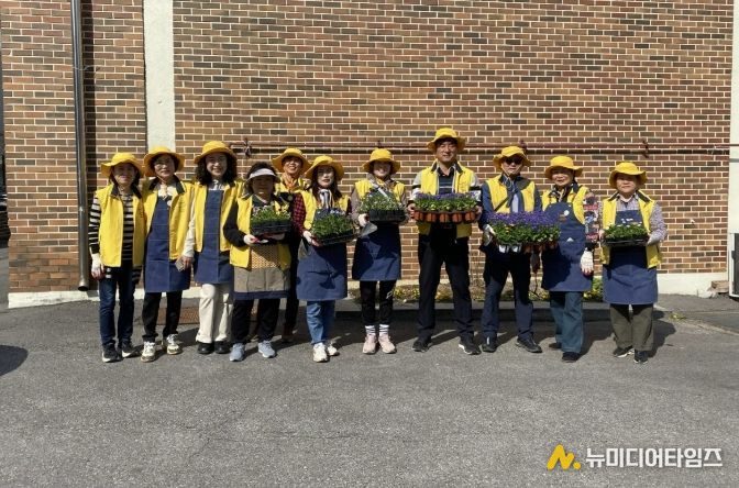 수원시 장안구 정자1동, 손바닥정원 조성 활동 전개