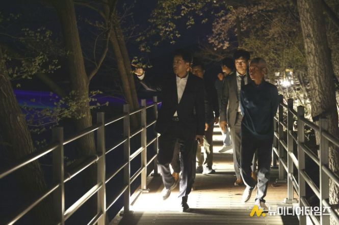 보은군, 수변 따라 걷는 힐링 명소 '궁저수지 둘레길' 조성 완료