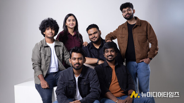 Catalyx Space cofounders Rifath Shaarook, Clinton Anthony, Keerthan Chand, and Saqib Hussin announcing the company’s seed funding.