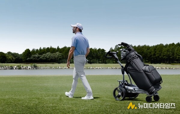 NAVEE Eagle F1X Golf Push Cart